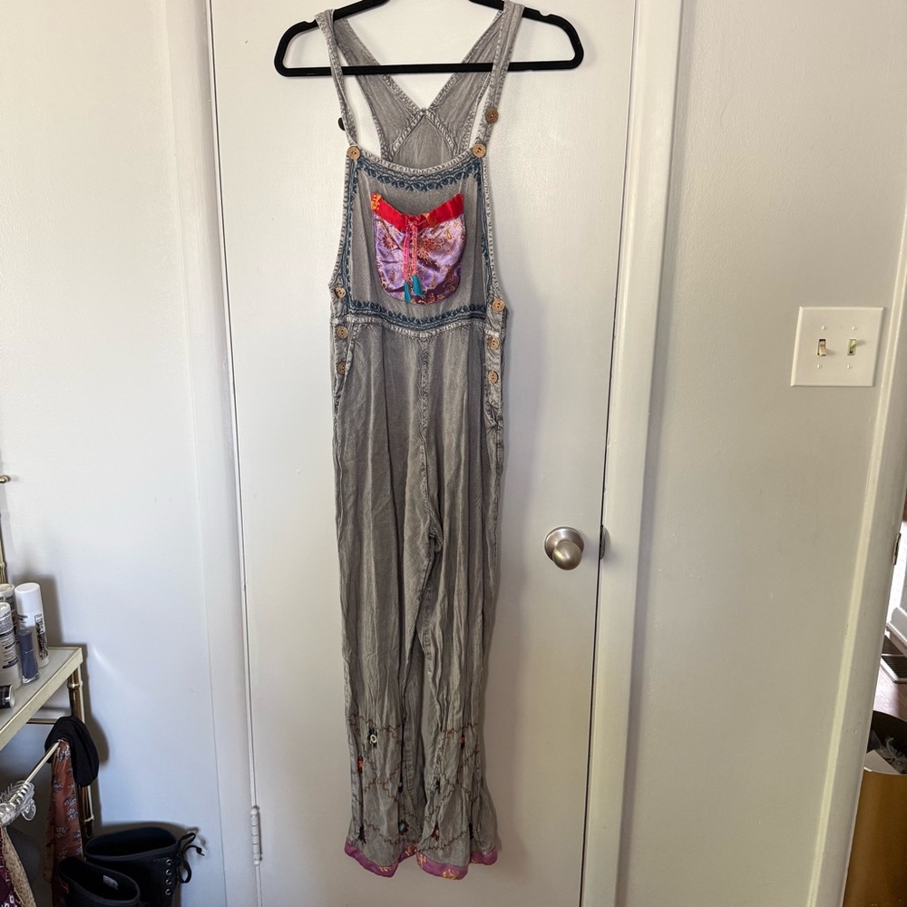 Shop Therapy Gray Floral Print & Embellished Lightweight Overalls Small/Medium